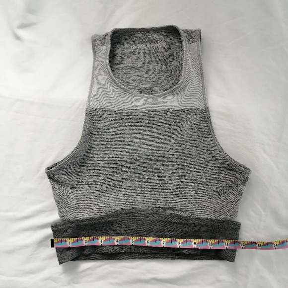 Outdoor Voices Splashback Colourblock Crop  Tank with Back Cut Out XS - Picture 15 of 16